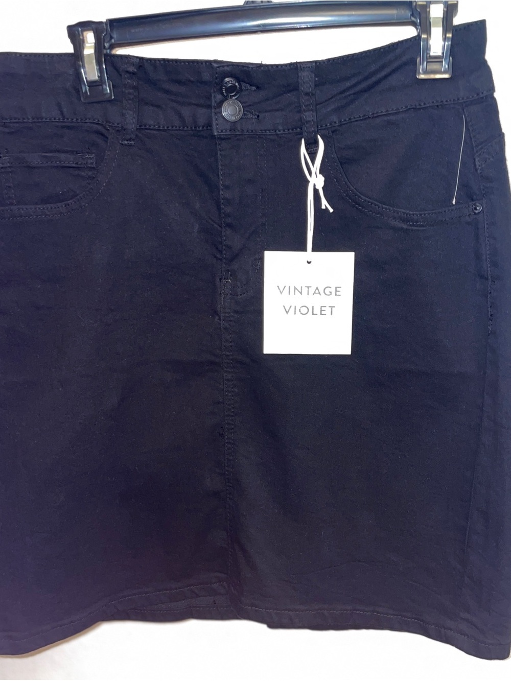 Vintage Violet Women's Pencil Skirt in Black